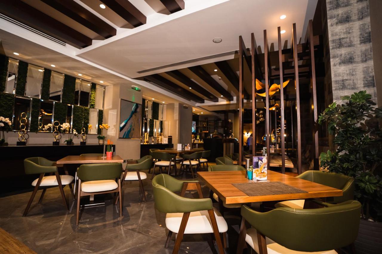 The Compass Hotel Amman Exterior foto