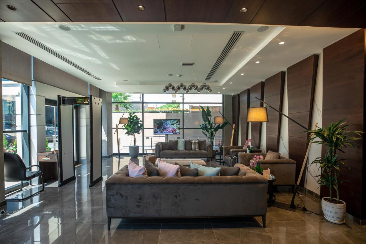 The Compass Hotel Amman Exterior foto